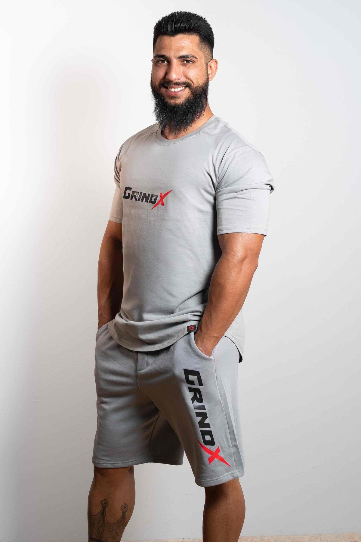 1% Better Every Day – Oversized T-Shirt Grey – GRINDX ATHLETIC, άποψη 3/3